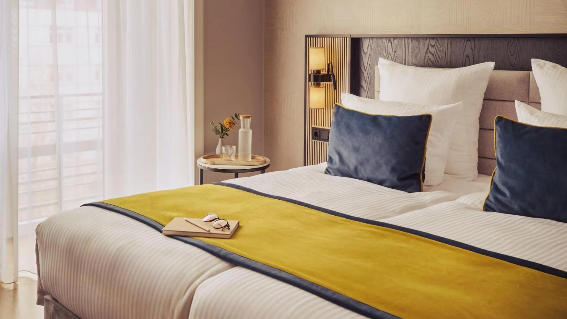 Hotel Mannheimer Hof - Leonardo Limited Edition  MHG