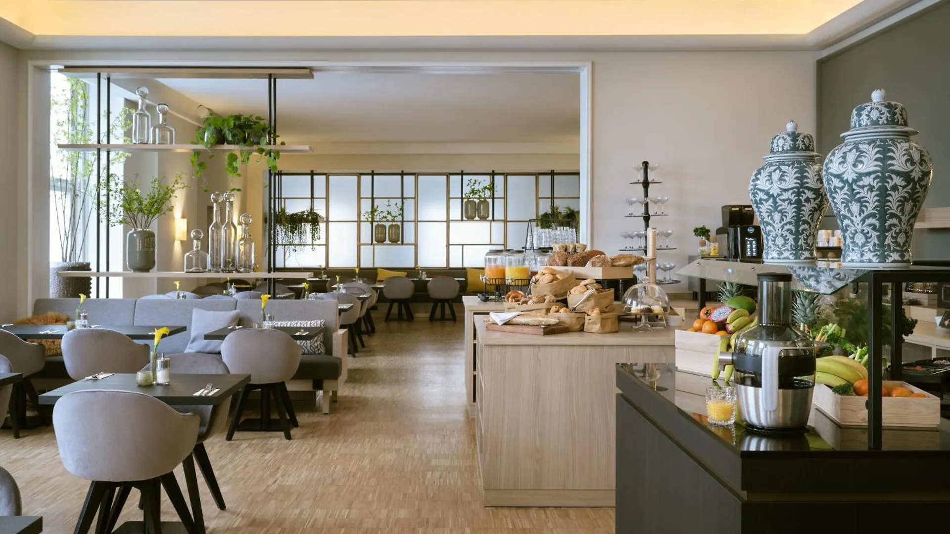 Hotel Mannheimer Hof - Leonardo Limited Edition  MHG