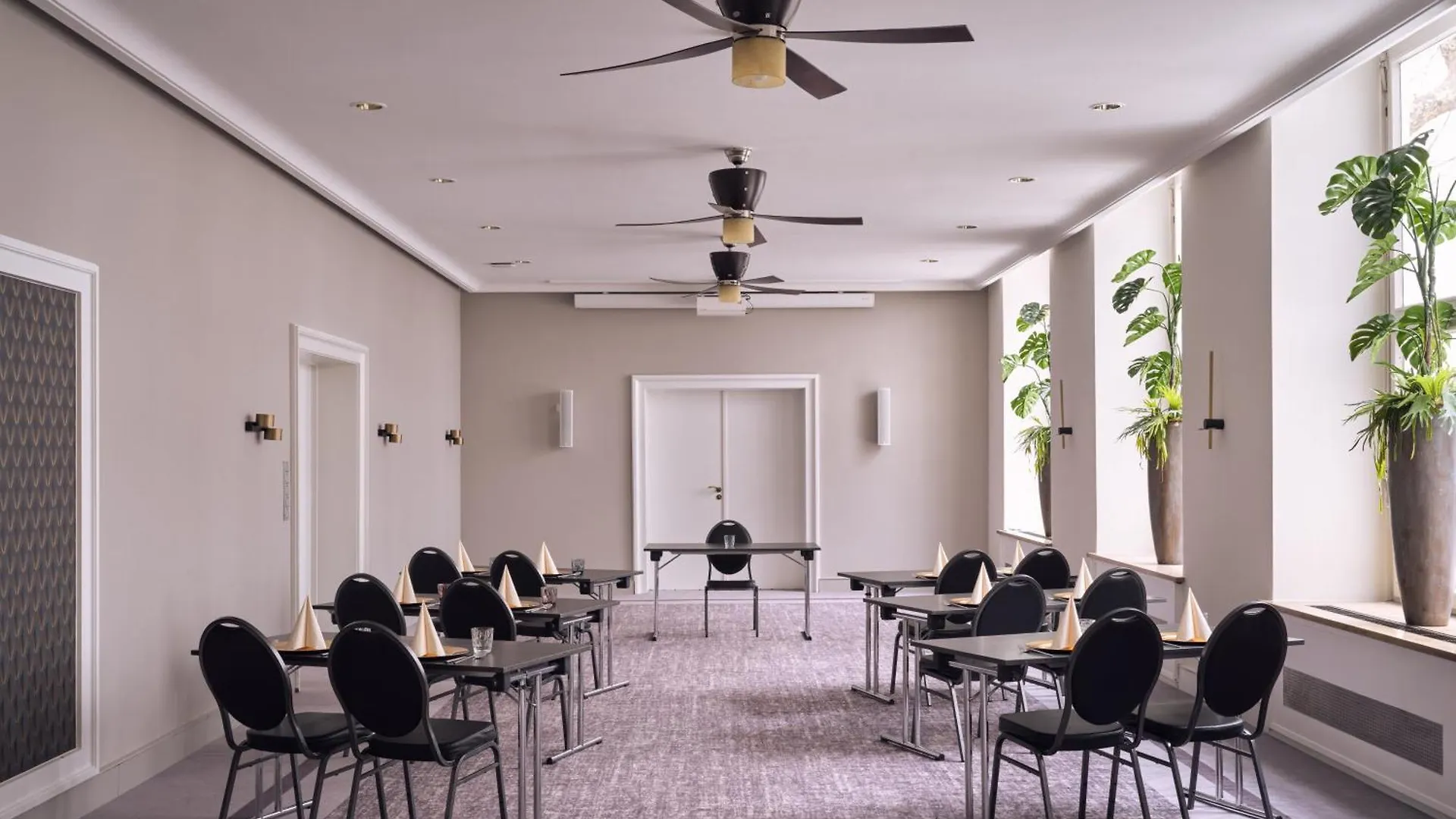 Hotel Mannheimer Hof - Leonardo Limited Edition  MHG